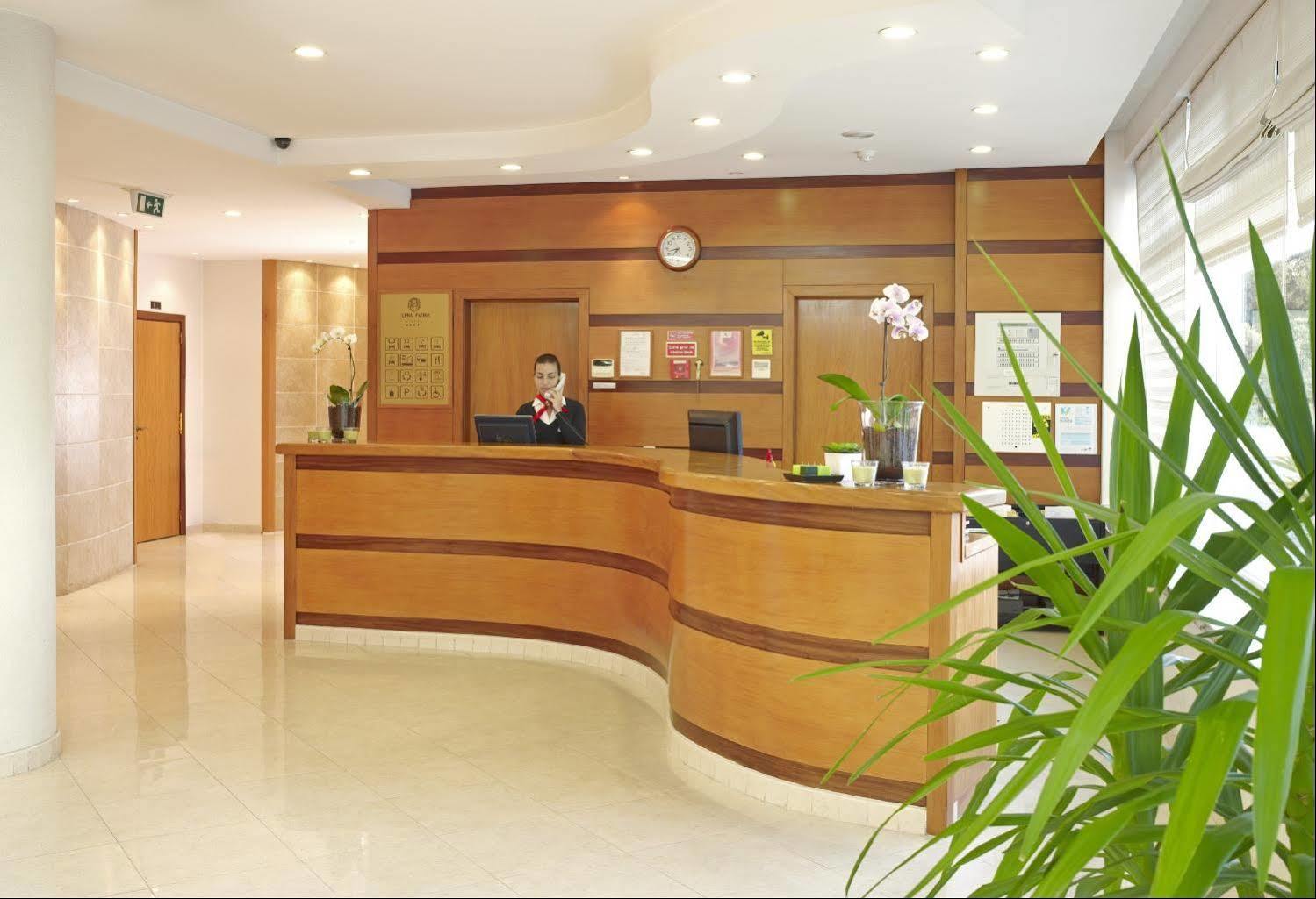 Hotel Coroa De فاطمة المظهر الخارجي الصورة